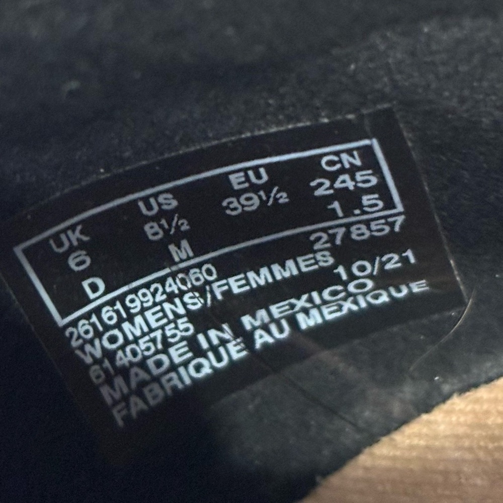 Clarks Black Leather Flats with Strap - Picture 11 of 11